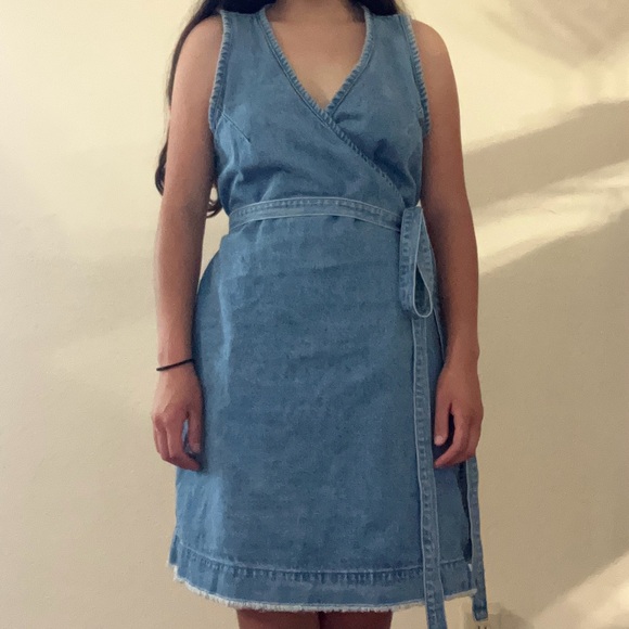 Mod Ref Blue Denim Izzy Dress Wrap Tie Cinch Waist Size: L - Picture 2 of 5